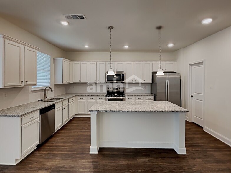 Building Photo - 433 Tributary Ln