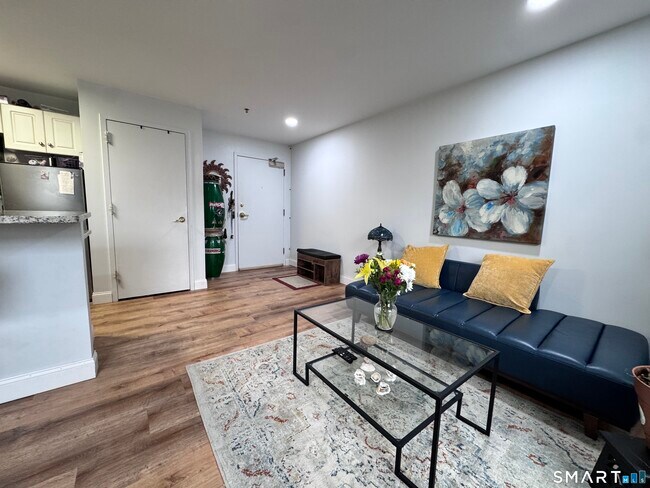 Building Photo - 59 Courtland Ave