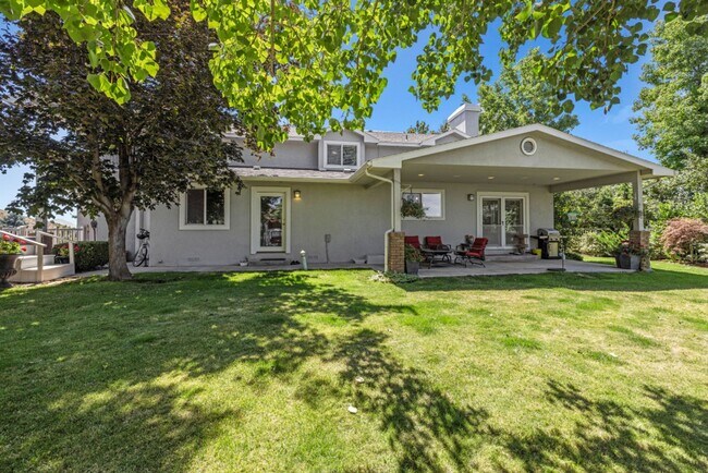 Building Photo - 1781 Quail Ridge Dr