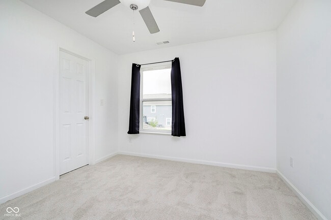 Building Photo - 5844 Cherrywood Ln