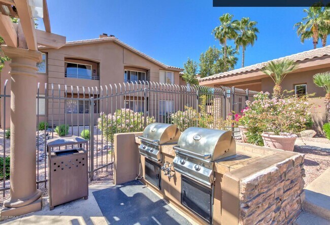 Building Photo - 7009 E Acoma Dr