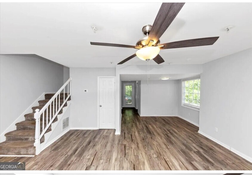 Building Photo - 1432 Forest Villa Dr NW