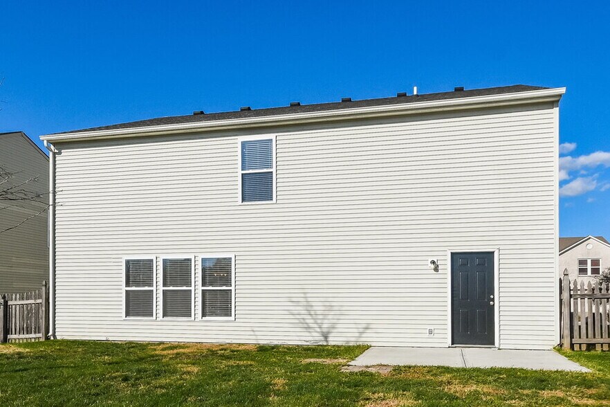 Building Photo - 639 Harvest Meadow Way