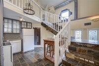 Building Photo - 5313 Palmetto St