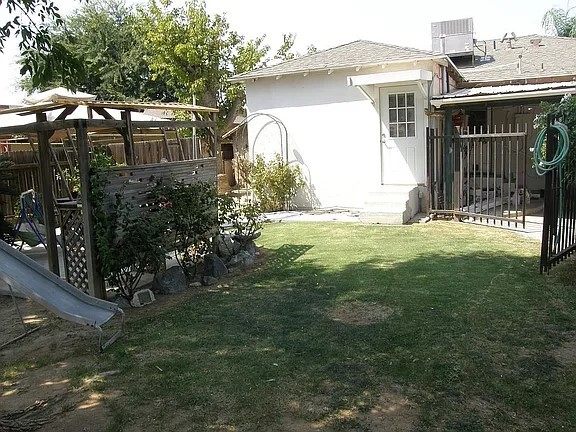 Building Photo - 107 Bancroft Dr