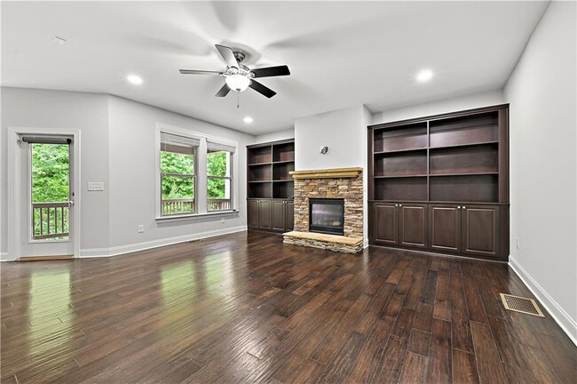 Building Photo - 9965 Cameron Parc Cir
