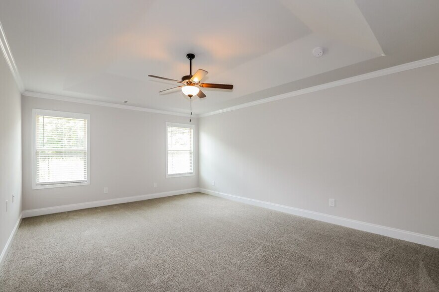 Building Photo - 40 Heartland Cir