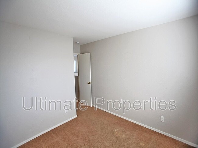 Building Photo - 22541 W Lasso Ln