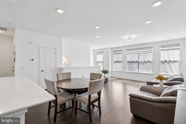 Primary Photo - 259 Aaron Truehart Wy