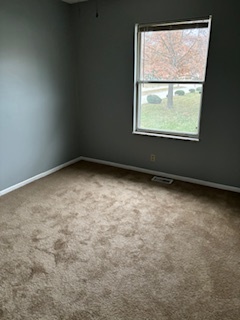 Bedroom 2 - 33 Park Charles Boulevard South