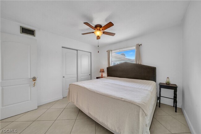 Building Photo - 730 Joel Blvd