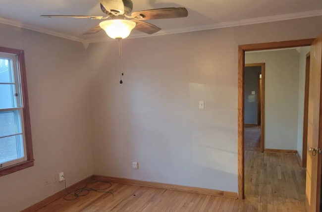 Building Photo - Don't miss out on this beautiful home!