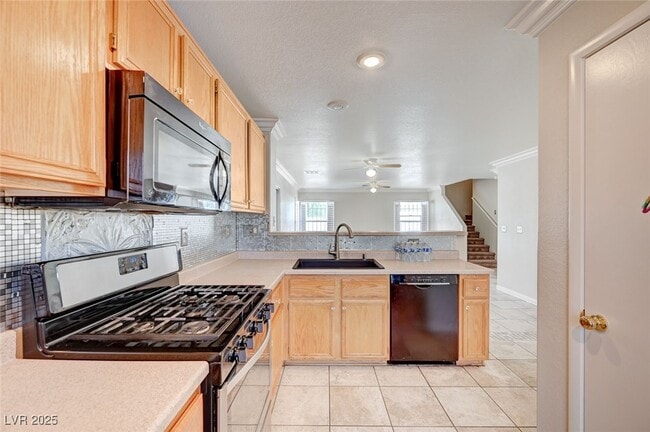 Building Photo - 1144 Black Cherry St