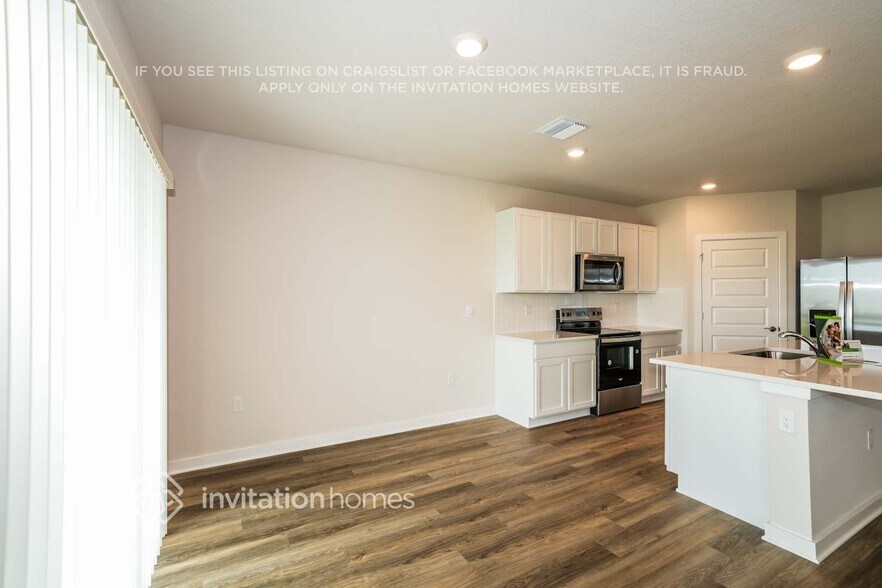 Building Photo - 18307 Wheathouse Pl