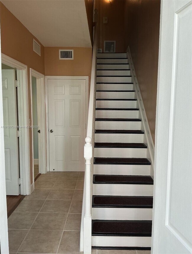 Building Photo - 236 Moorings Dr