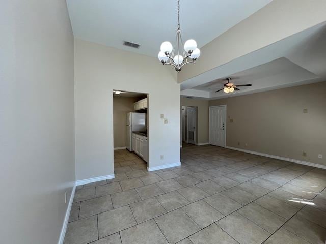Building Photo - 2720 Camelot Dr