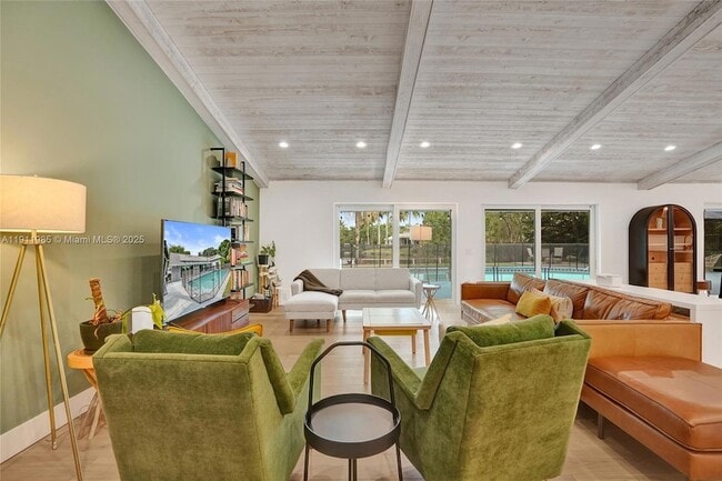 Building Photo - 1020 Bayberry Point Dr