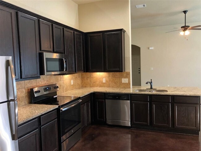 Building Photo - 378 Joanne Lp