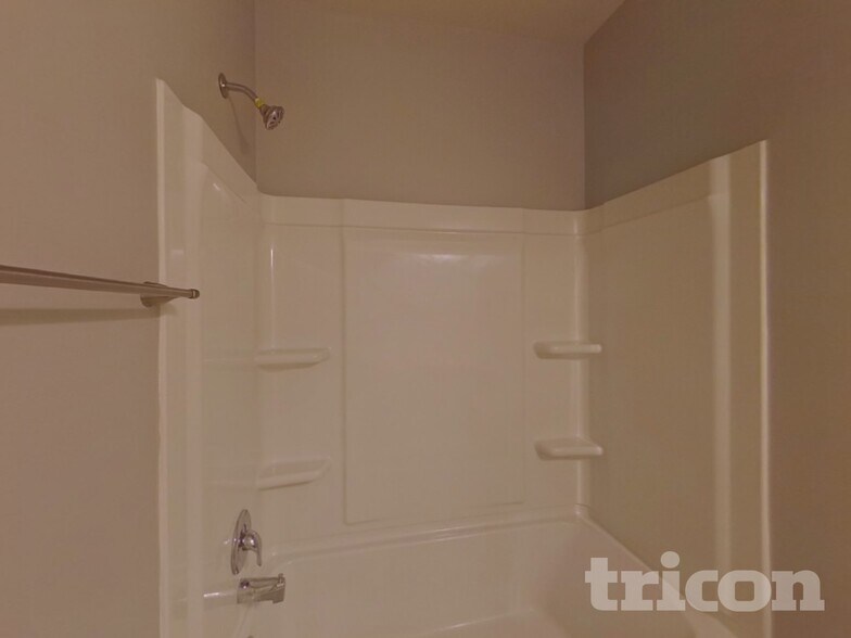 Building Photo - 7064 Demeter Dr