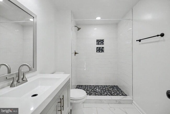 Building Photo - 13803 Laura Ratcliff Ct