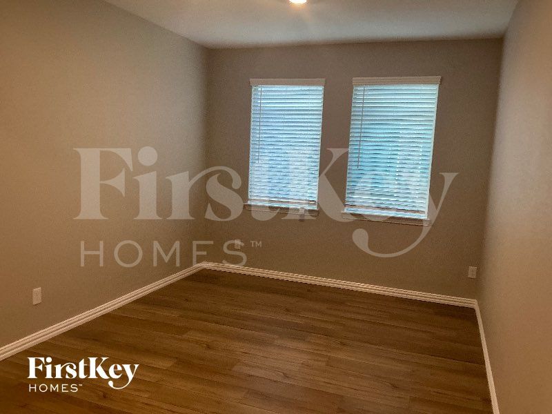 Building Photo - 5217 Rockrose Ln