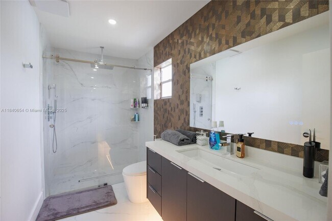 Building Photo - 12021 NW 29th Pl