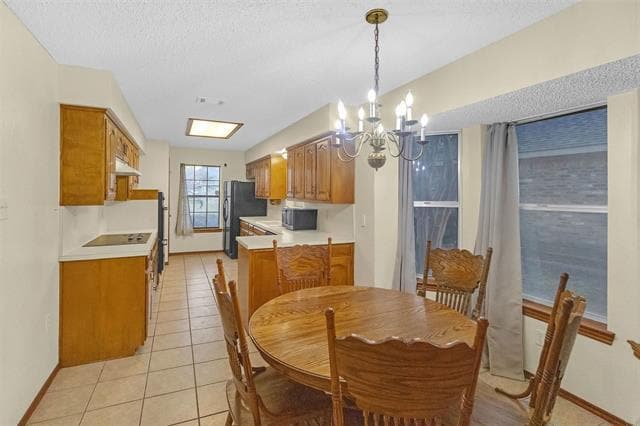 Building Photo - 421 Pebblecreek Dr