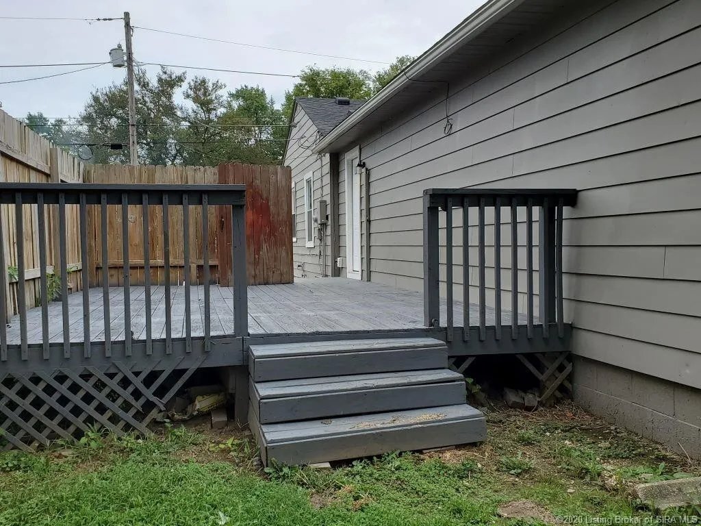 Building Photo - 504 Crestview Ct