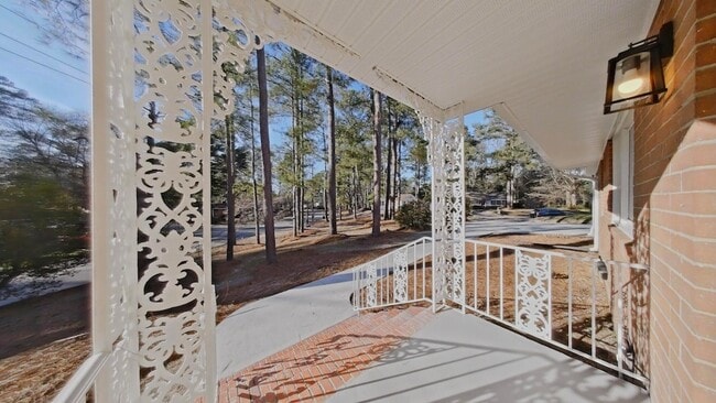 Building Photo - 2001 Wren Rd