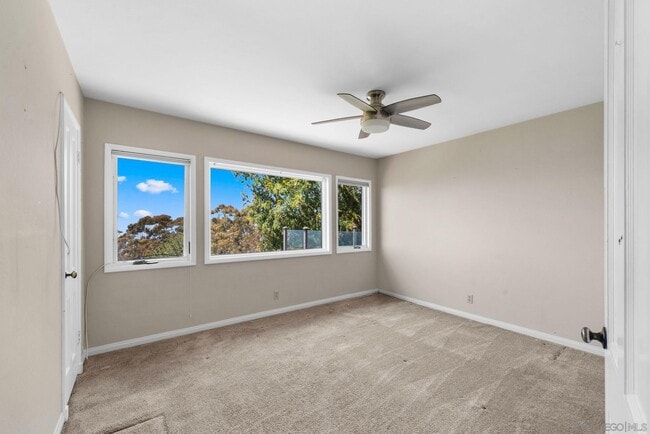 Building Photo - 7330 Brodiaea Way