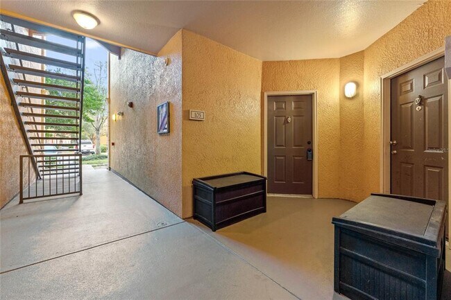 Building Photo - 6159 Metrowest Blvd