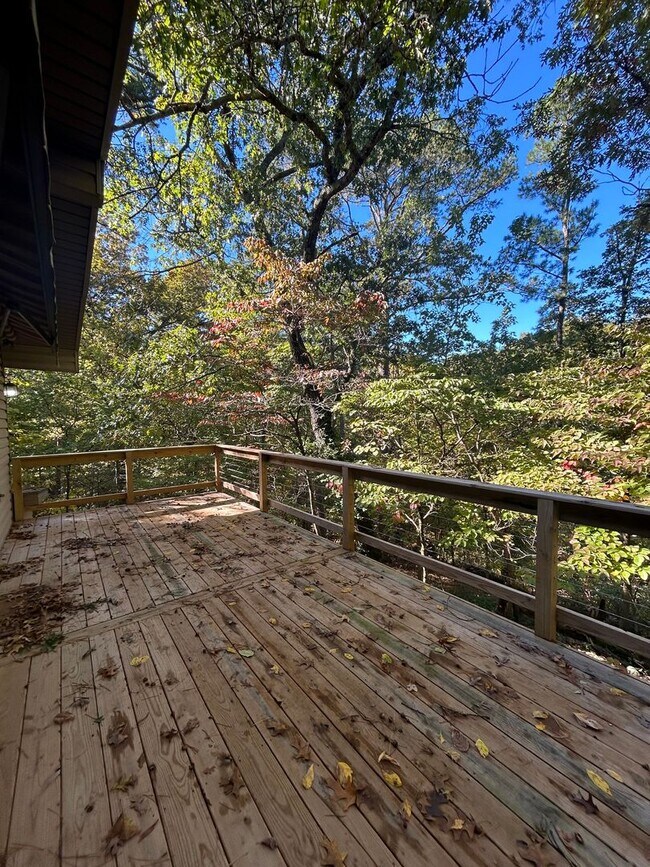 Building Photo - Charming 3-Bed Home in Bella Vista, AR