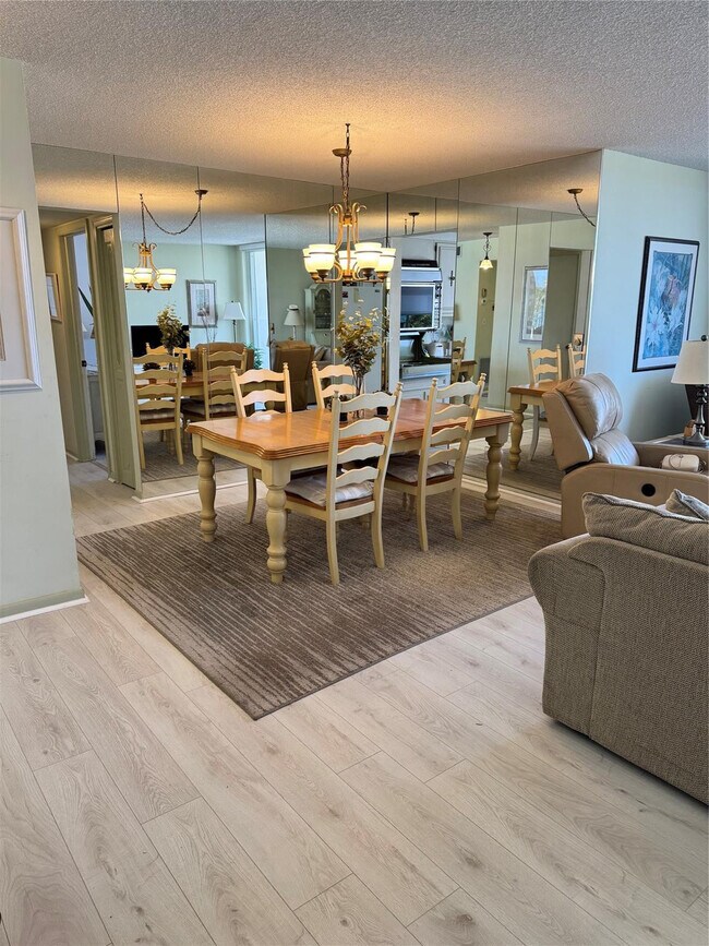 Building Photo - 5200 N Ocean Blvd