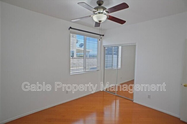 Building Photo - 24022 Via Vista