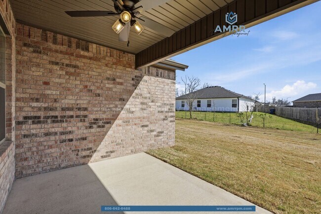 Building Photo - New Beginnings Start with AMRR: Spacious 3 Bedroom new build in Siloam Springs!