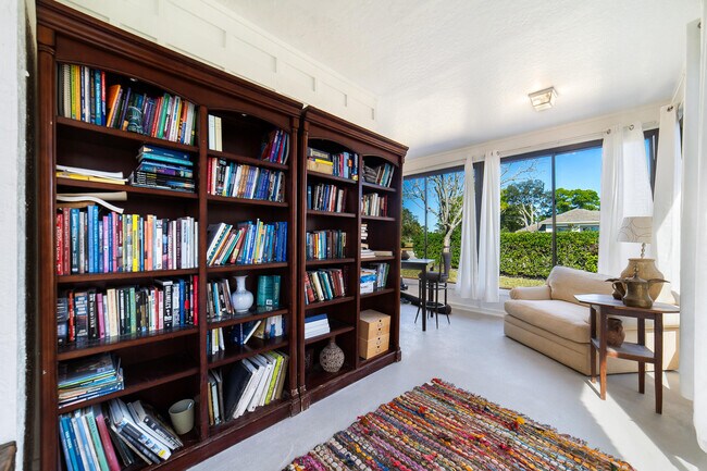 Building Photo - 3000 Conifer Dr