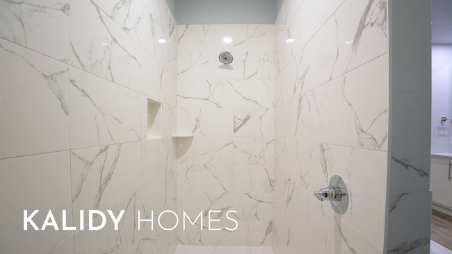 Building Photo - 303 Kirks Holw