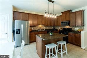 Building Photo - 44131 Beaver Creek Dr