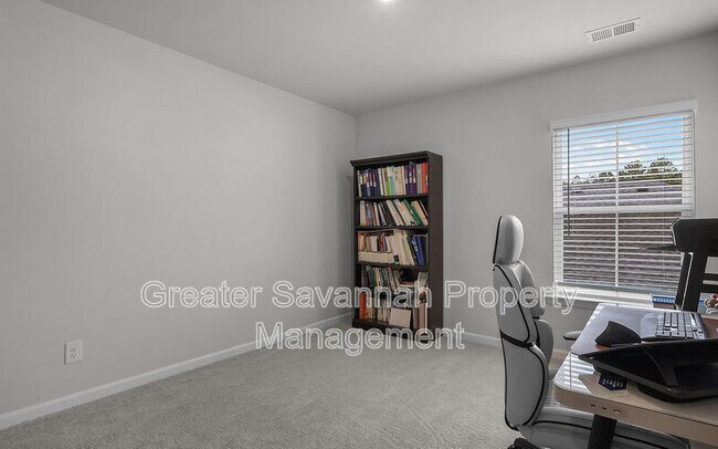 Building Photo - 109 Weyview Gdns