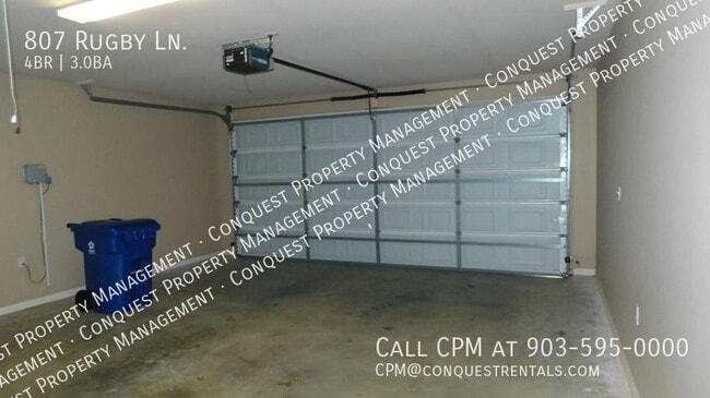 Building Photo - 807 Rugby Ln