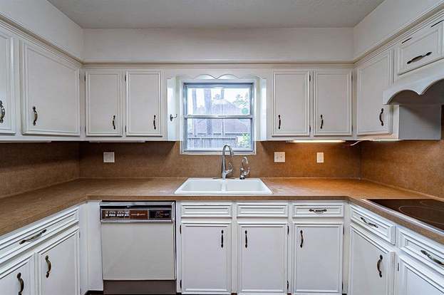 Building Photo - 15111 Gladebrook Dr