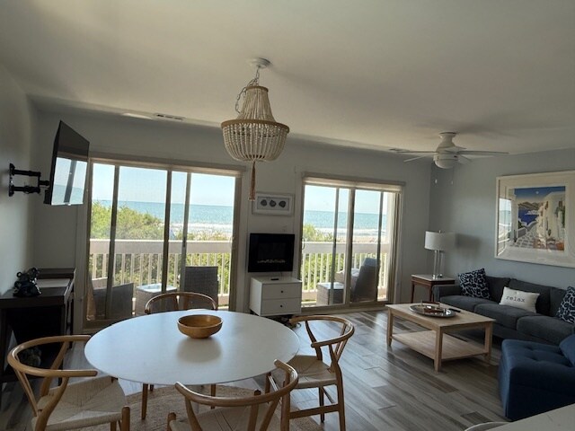Building Photo - 813 S Ocean Blvd