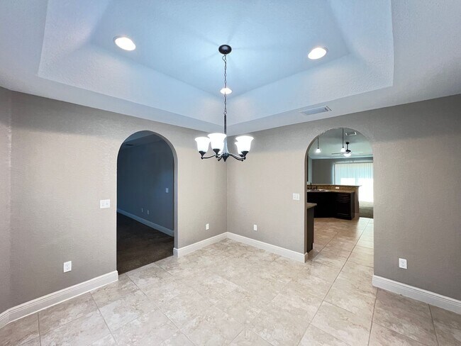 Building Photo - Beautiful 3 BD/2BA Home in Beautiful Ocklawaha!!!