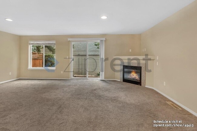 Building Photo - 13926 NE 7th Ct