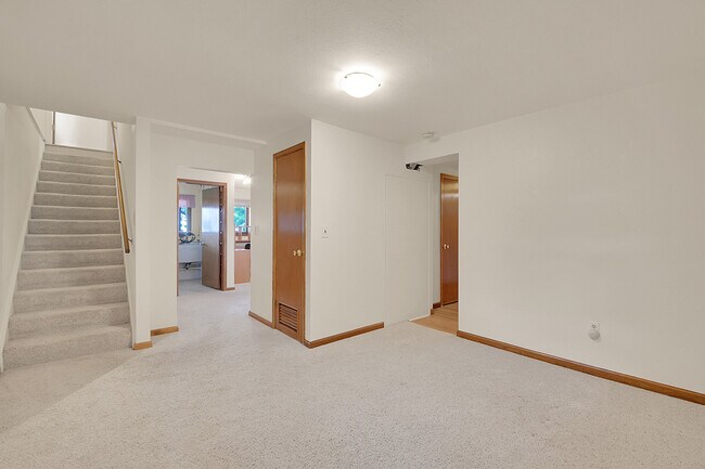 Building Photo - 8478 Jay Ln