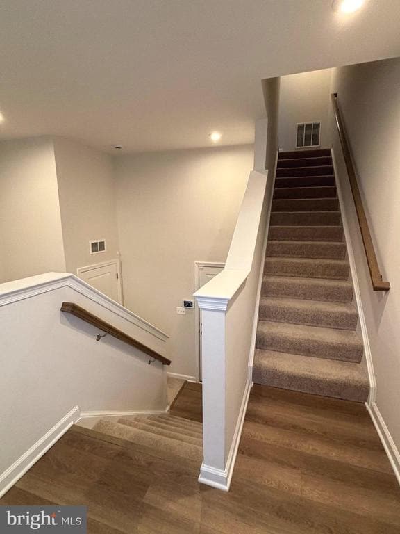 Building Photo - 24 Anthem St