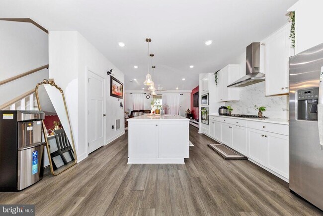 Building Photo - 6110 Stonecat Ct