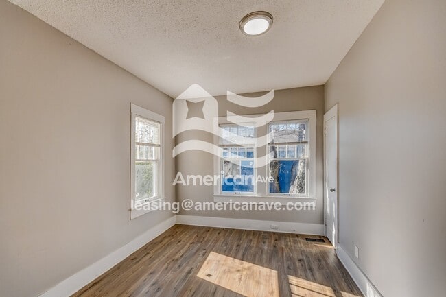 Building Photo - 1833 31st St Ensley