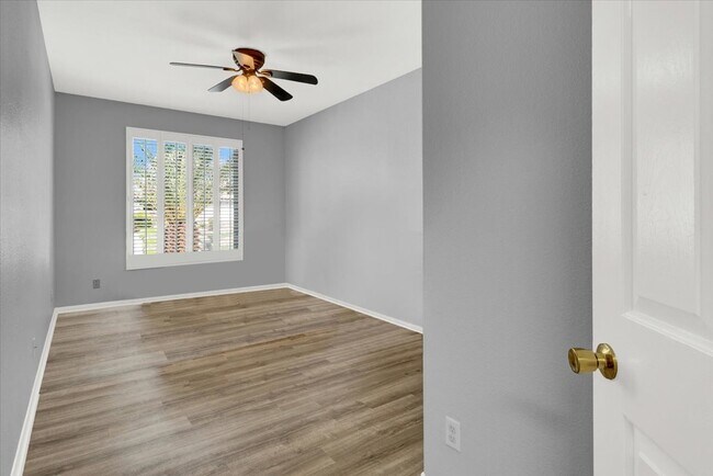 Building Photo - 9725 Drumcannon Ave