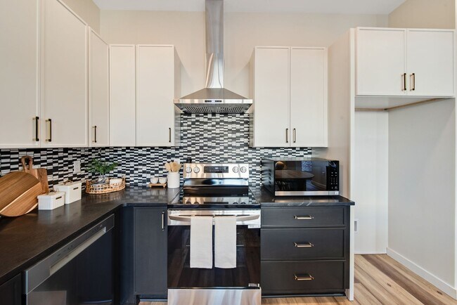 Building Photo - 1861 Zeta Way